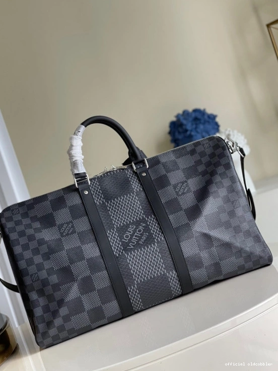 Official oldcobbler KEEPALL VUITTON LOUIS BANDOULIÈRE 50 0801